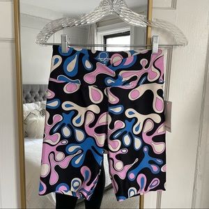 Year of Ours “Splash” V Waist Bike Shorts Size M NWT